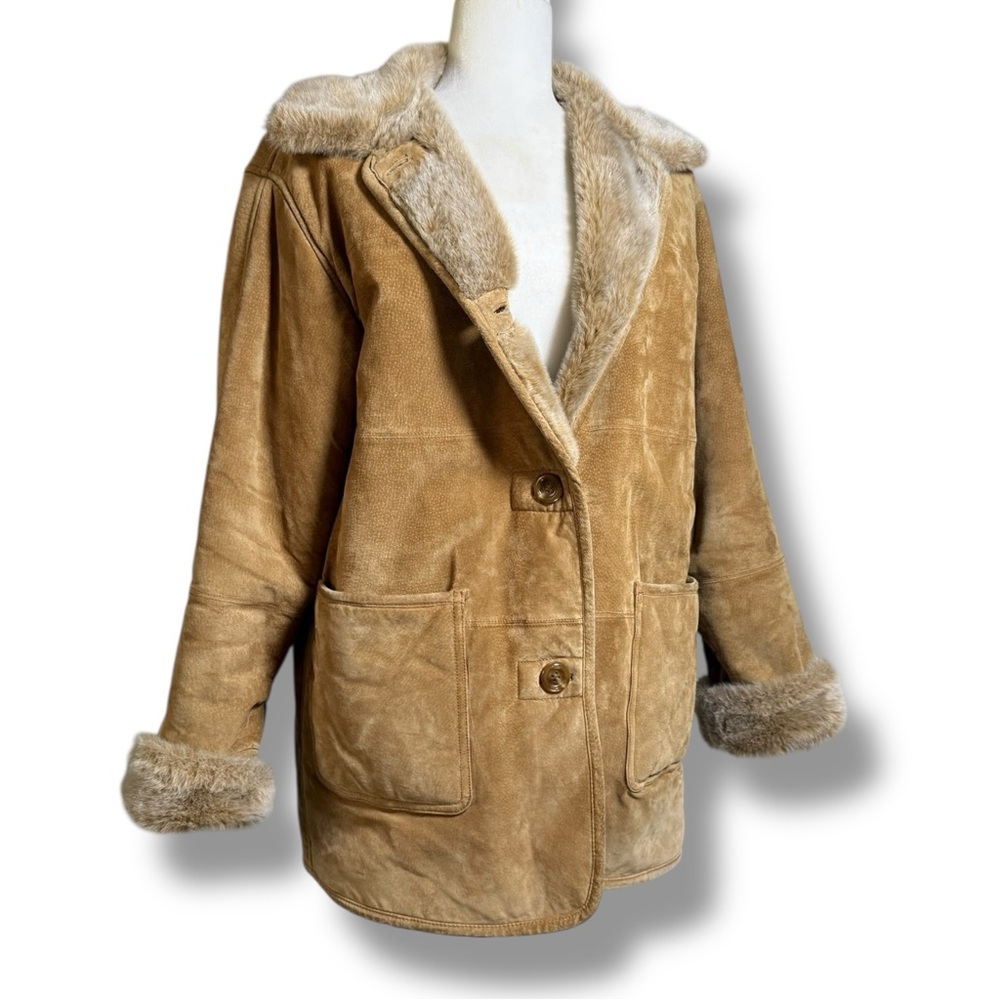 Vintage Gallery Tan Teddy Leather Jacket with Faux Fur Trim - Picture 2 of 10